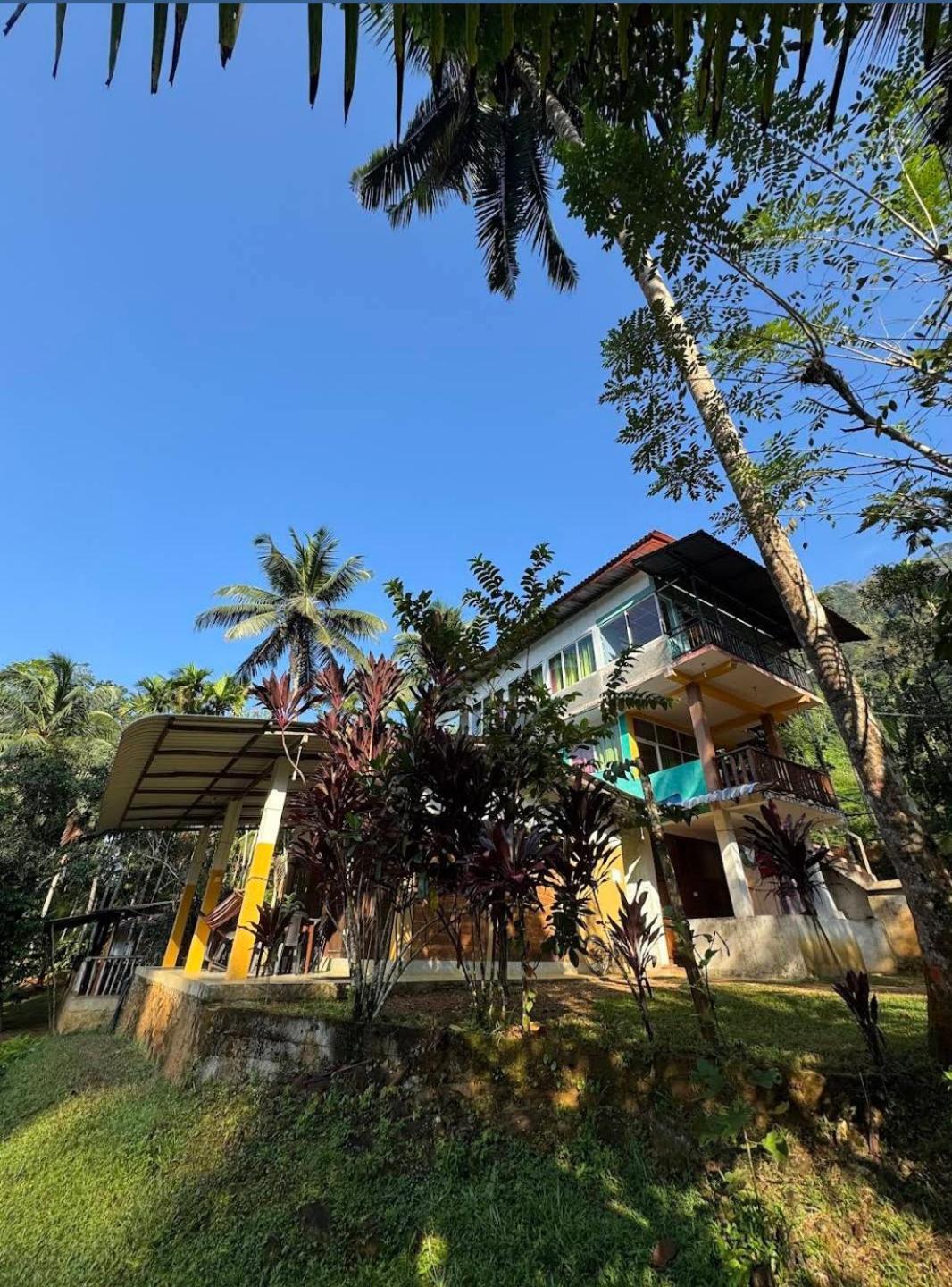 Sinharaja Vini Villa Deniyaya Exterior photo